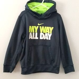 Nike Boys Sweatshirt Hoodie Size 6